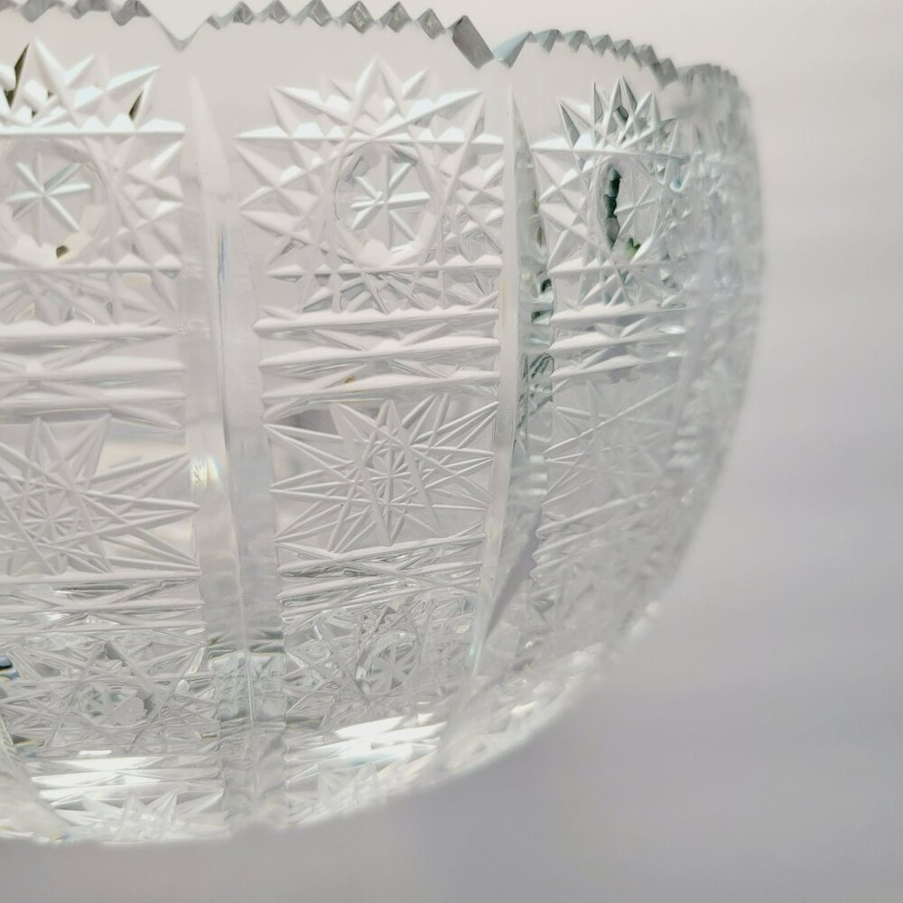 Queen Lace Cut Crystal 8" Bowl, Intricate Star Pattern Design, Stunning Centerpi - Picture 4 of 10